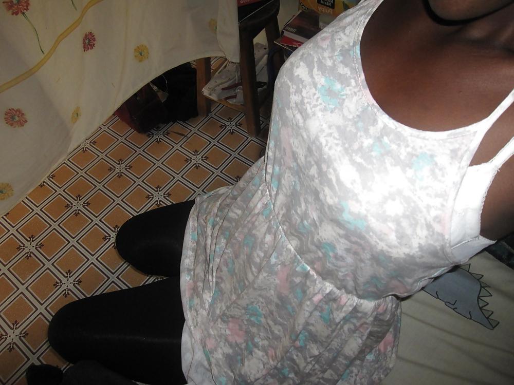 20P A ROUND AFRICAN BOOTY I MET AND FUCKED