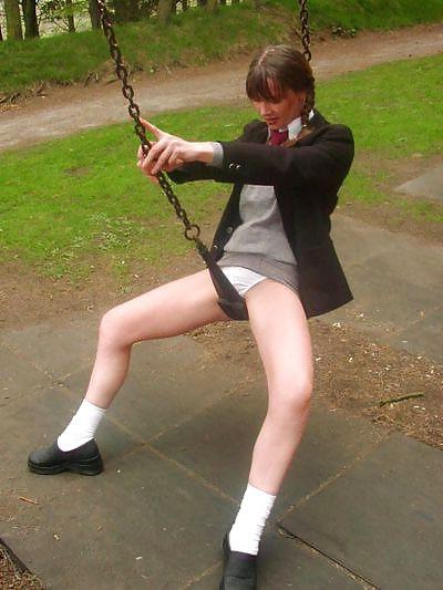 25P Horny girls outdoors & public - Geile Teens im Freien 1