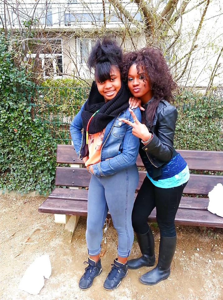 25P Beuuretttes african french.