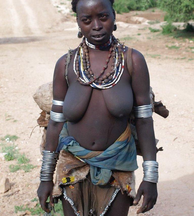15P The Beauty of Africa Traditional Tribe Girls