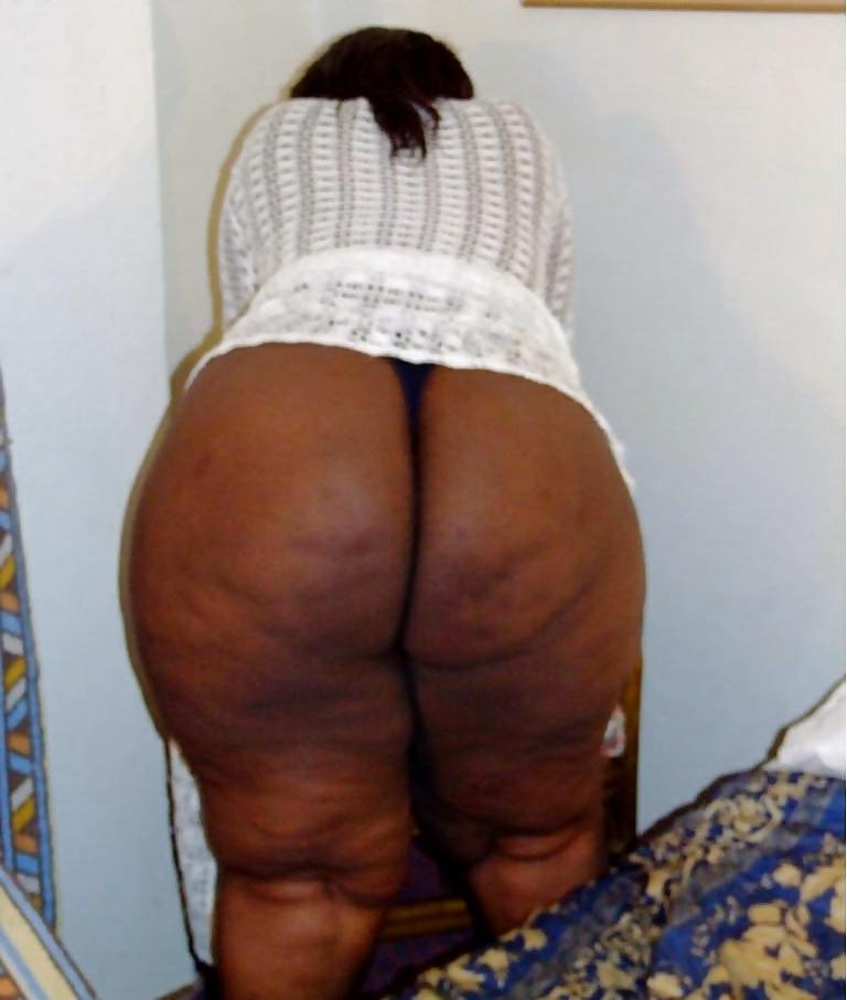 25P 62 inch African SSBBW ASS