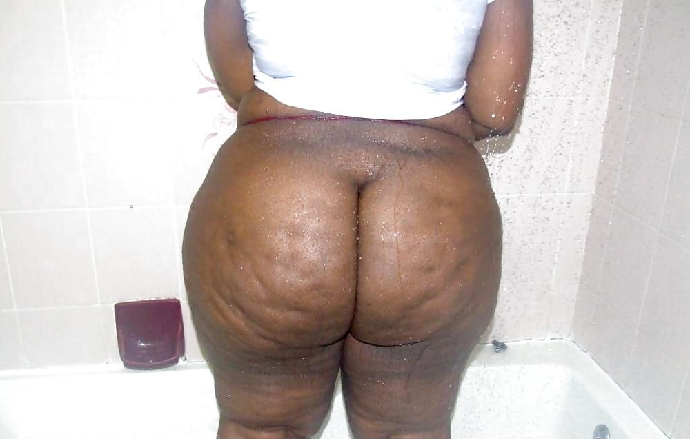 25P 62 inch African SSBBW ASS
