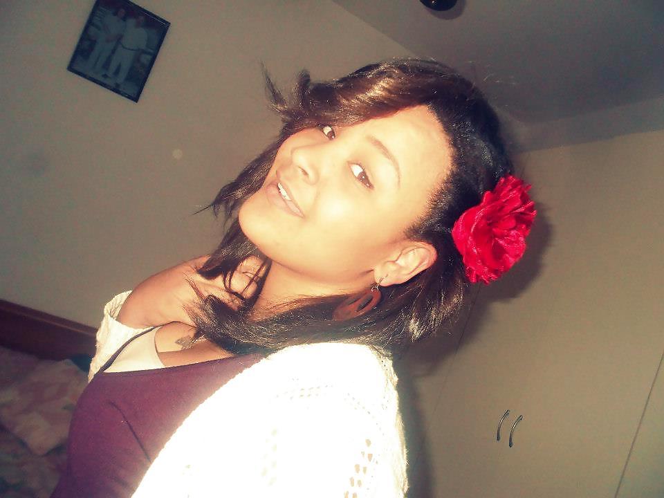 10P Sahara - Conceited African Girl 