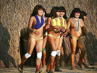 25P Some African Tribal Girls
