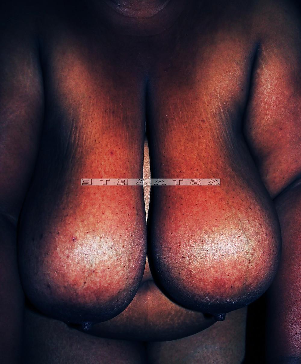 15P African BBW