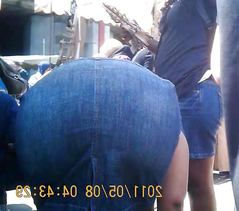 7P African Booty Bending Over in Jeans Skirt