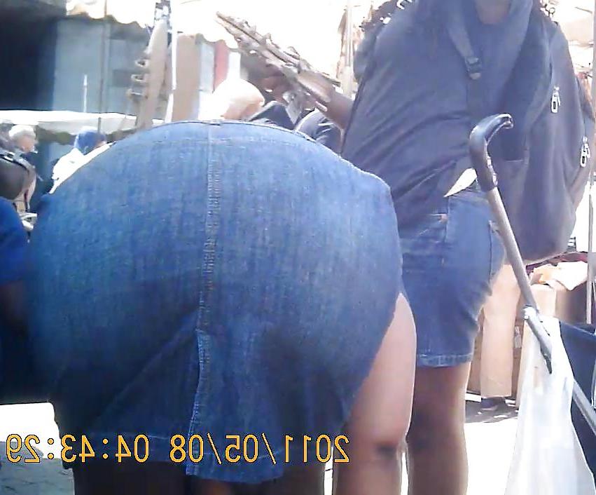7P African Booty Bending Over in Jeans Skirt