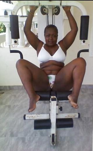 17P NASTY PLUMP AFRICAN WHORE