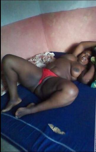 17P NASTY PLUMP AFRICAN WHORE