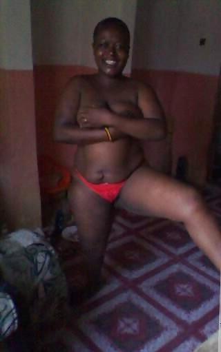 17P NASTY PLUMP AFRICAN WHORE