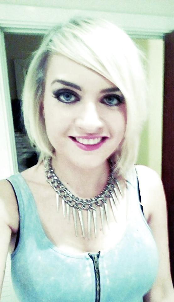 25P Northern Irish Lasses All Dressed Up Waiting For Cum