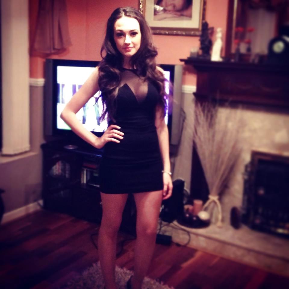 25P Northern Irish Lasses All Dressed Up Waiting For Cum