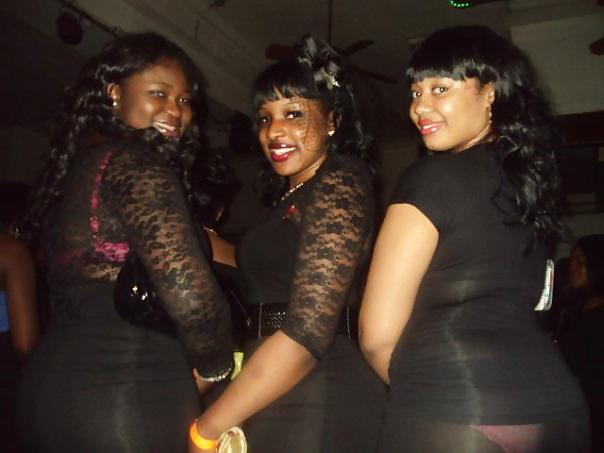 21P Thick big booty dick Hungary African bitch