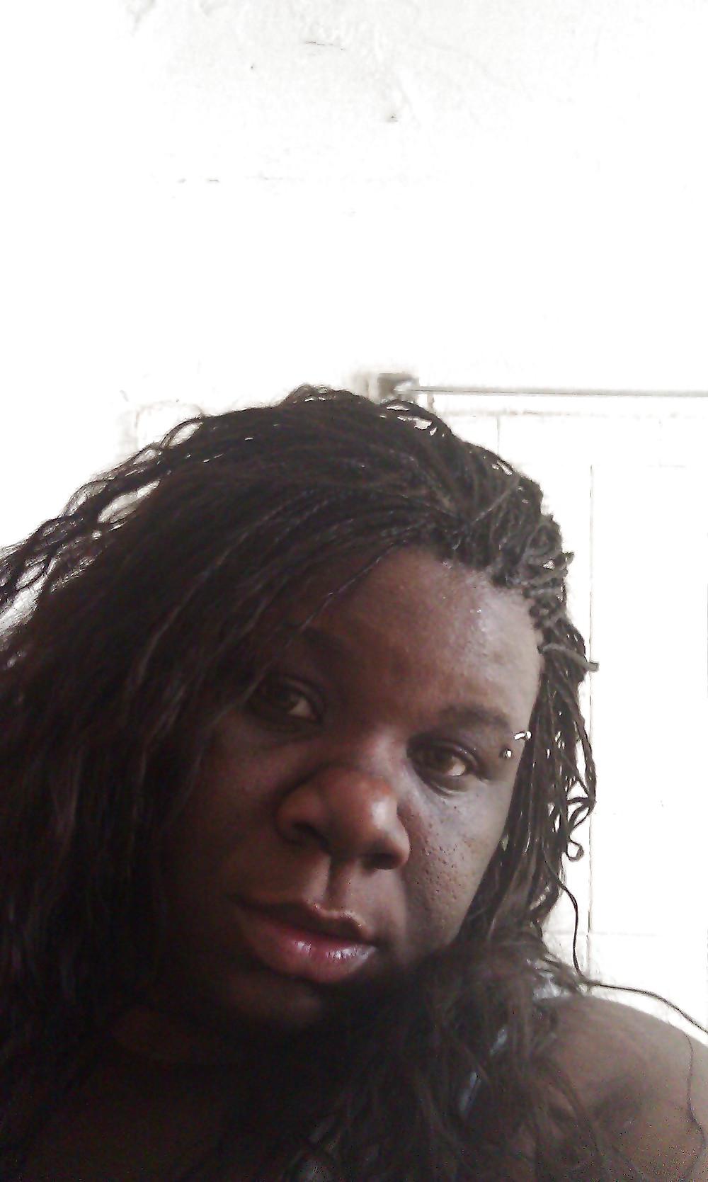 9P African whore