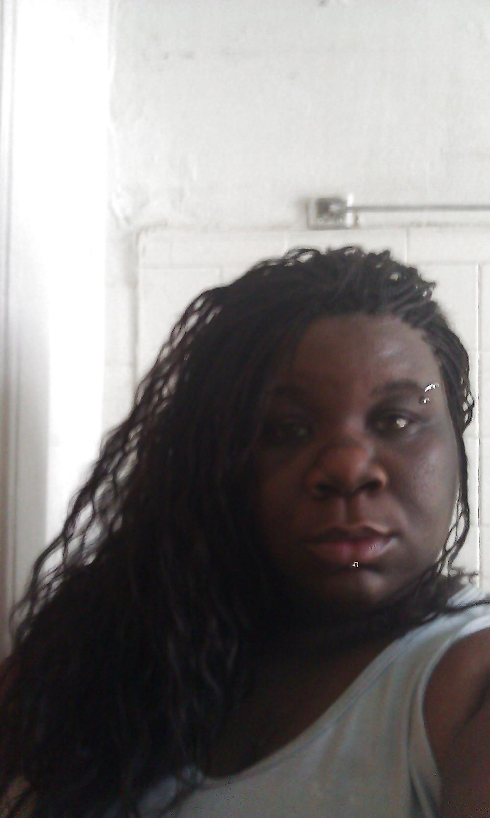 9P African whore
