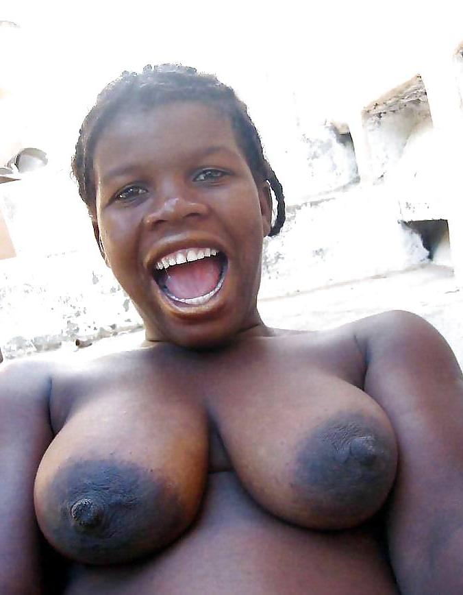 25P Nude africa 8