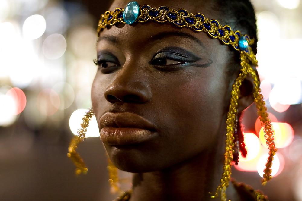 25P African girl