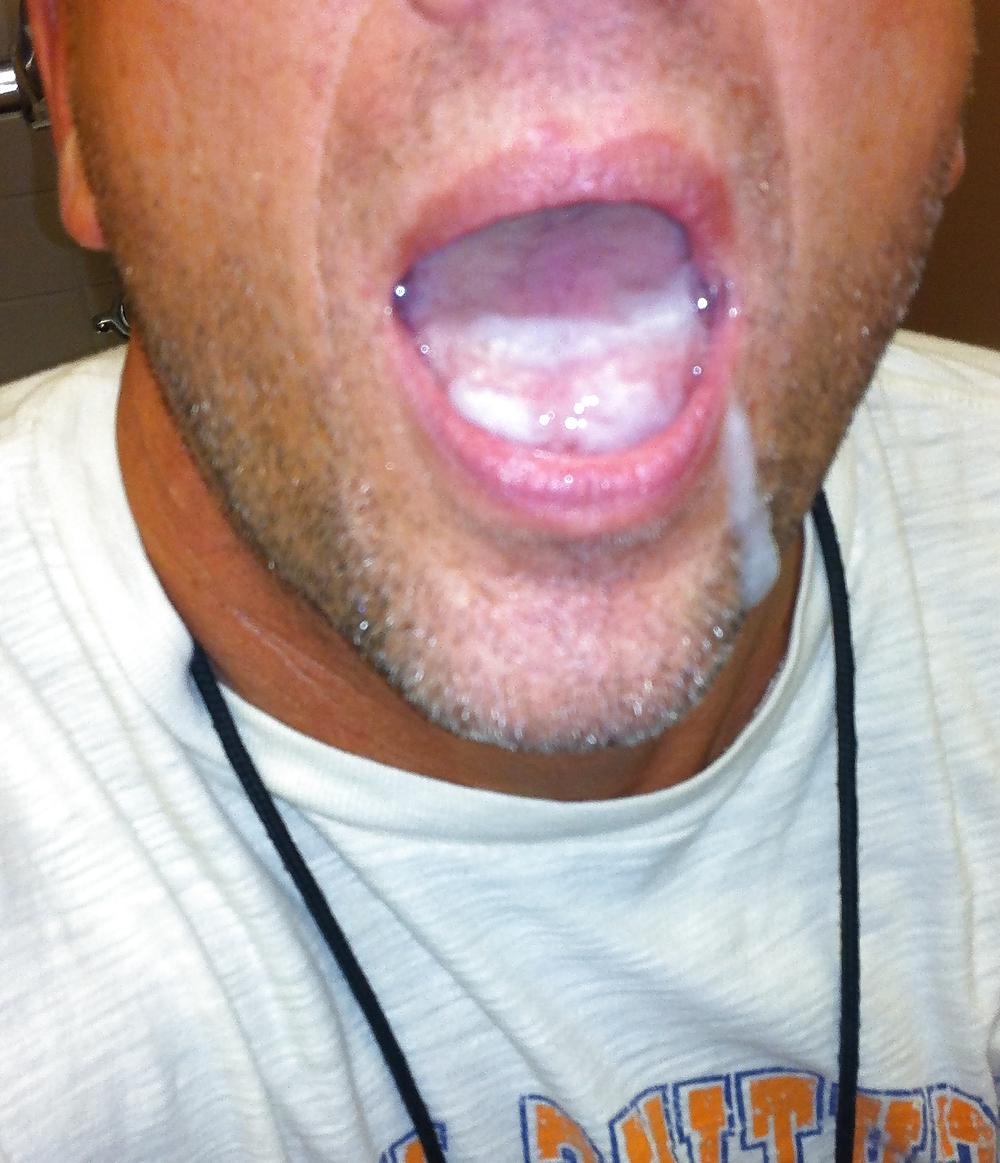 6P Middle aged jackin dude!