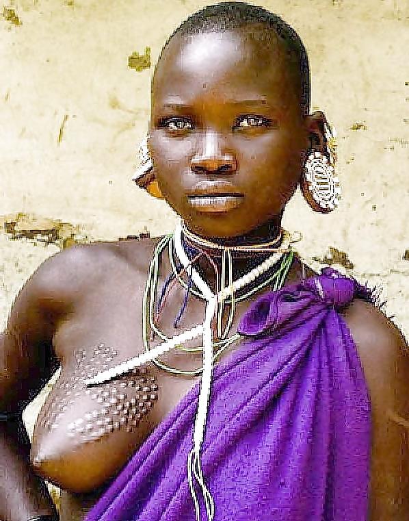 25P Nude africa 7