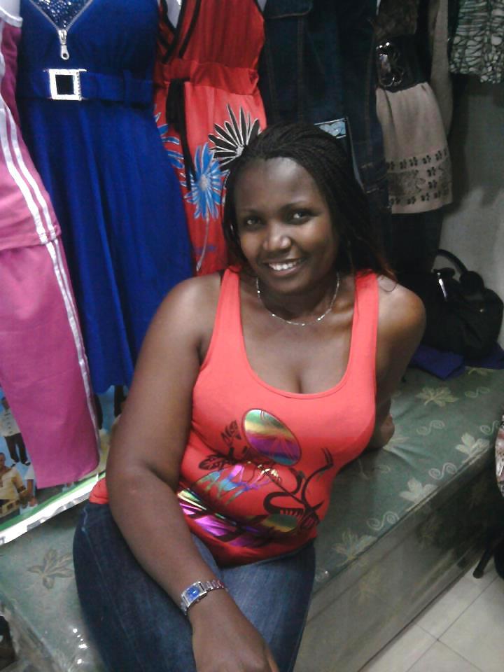 9P African MILF
