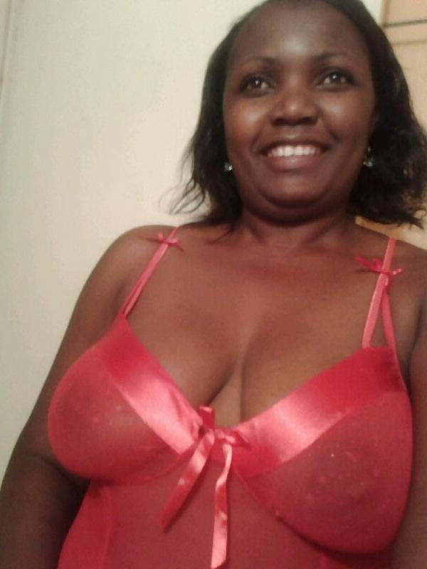 9P African MILF
