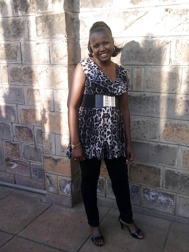 9P African MILF
