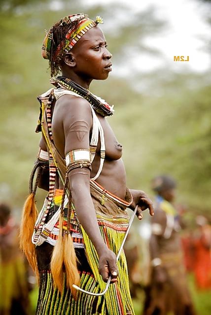 25P Exotic African Tribal Beauties 