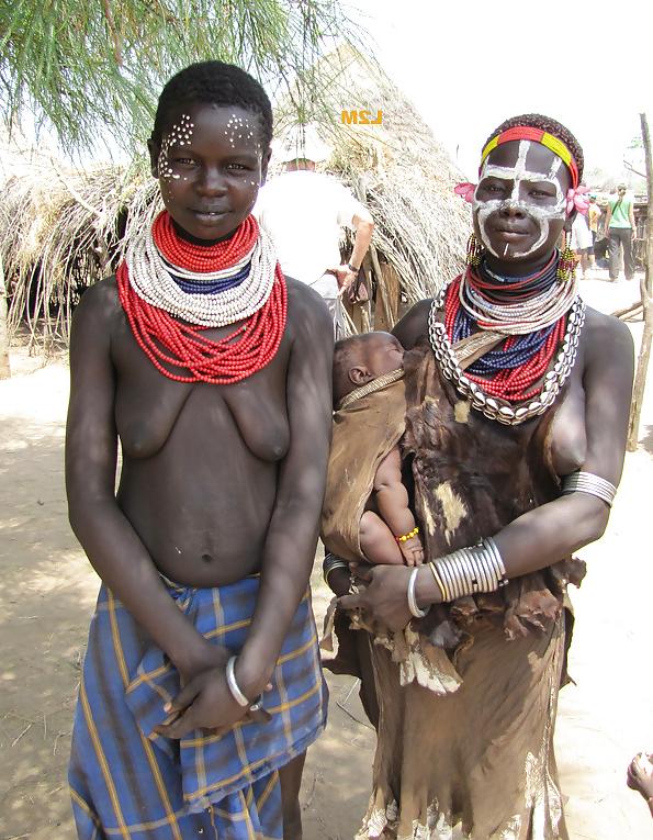 25P Exotic African Tribal Beauties 