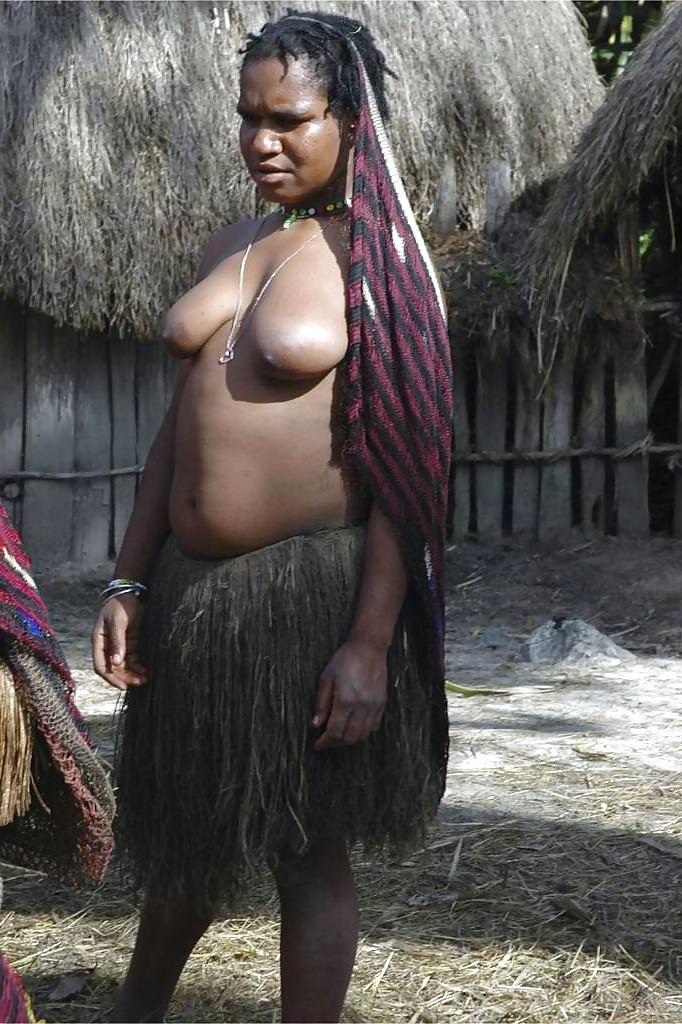 25P Nude africa 9