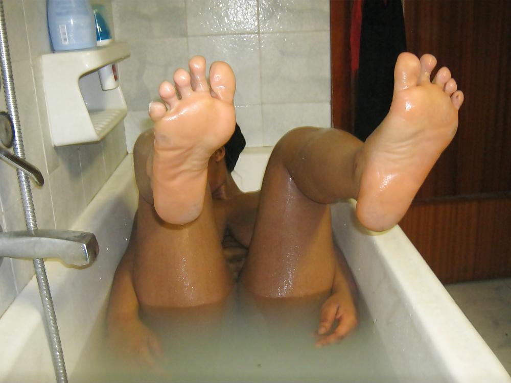 15P African feet and gape