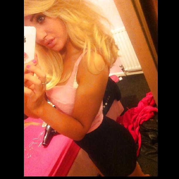 15P Exposed slut: kelsey aged 18