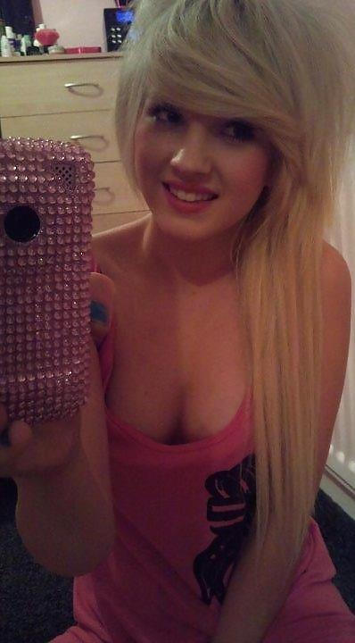 15P Exposed slut: kelsey aged 18