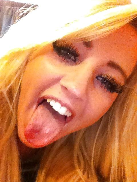 15P Exposed slut: kelsey aged 18
