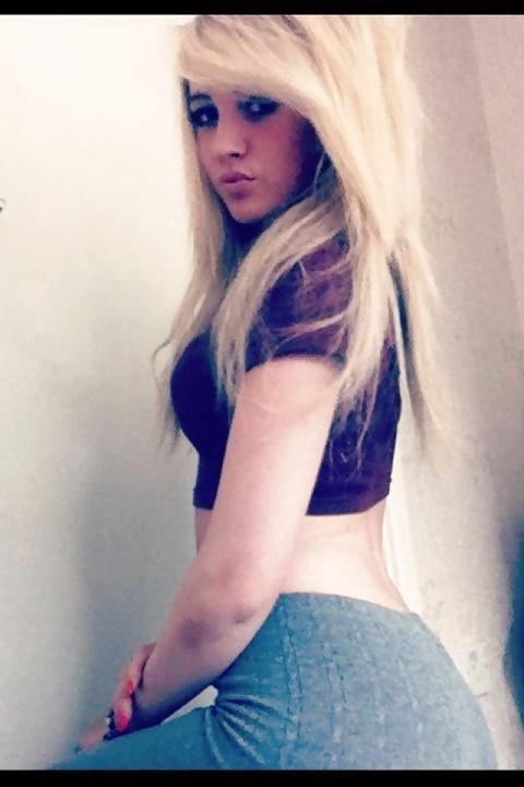 15P Exposed slut: kelsey aged 18