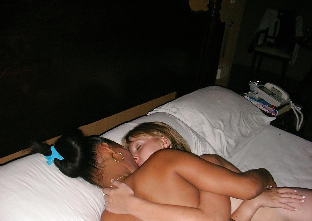 16P Blonde Milf prefers a real African Pussy