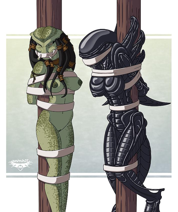25P Alien Female