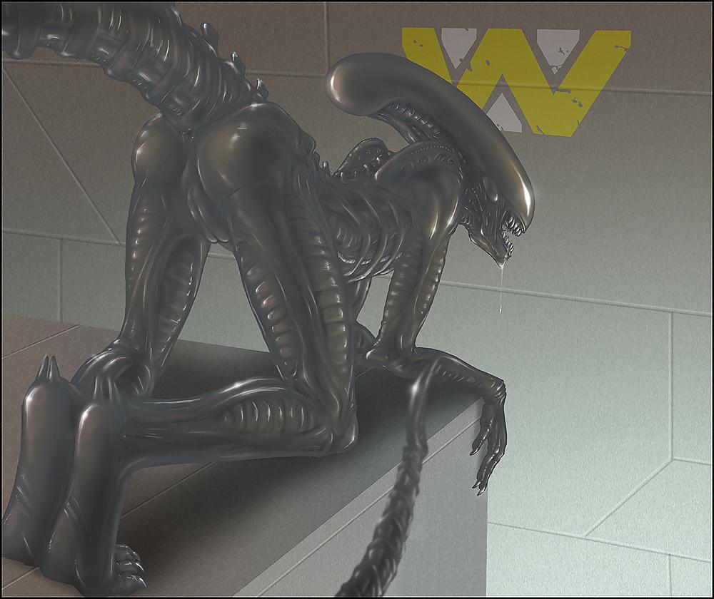 25P Alien Female