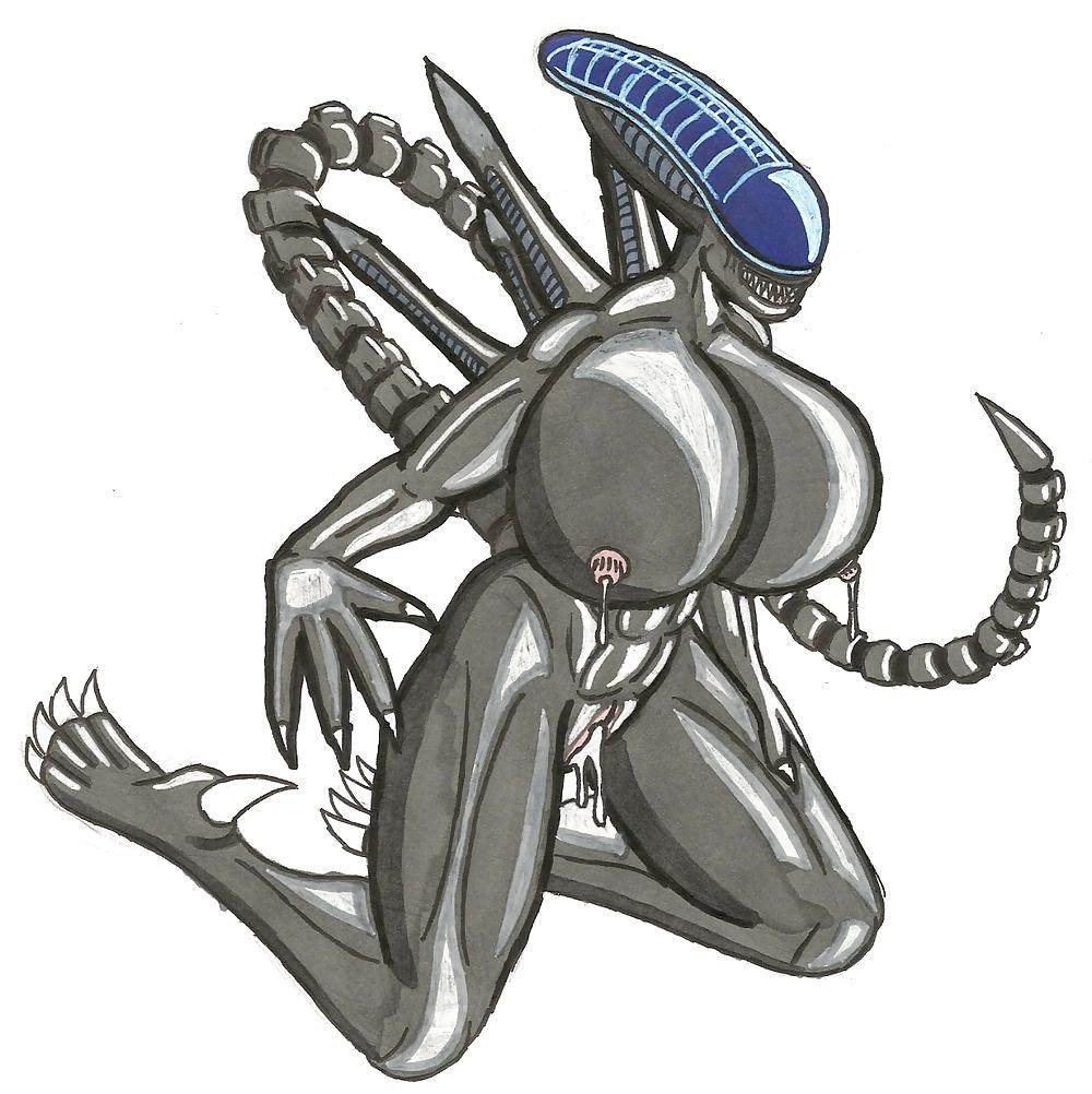 25P Alien Female