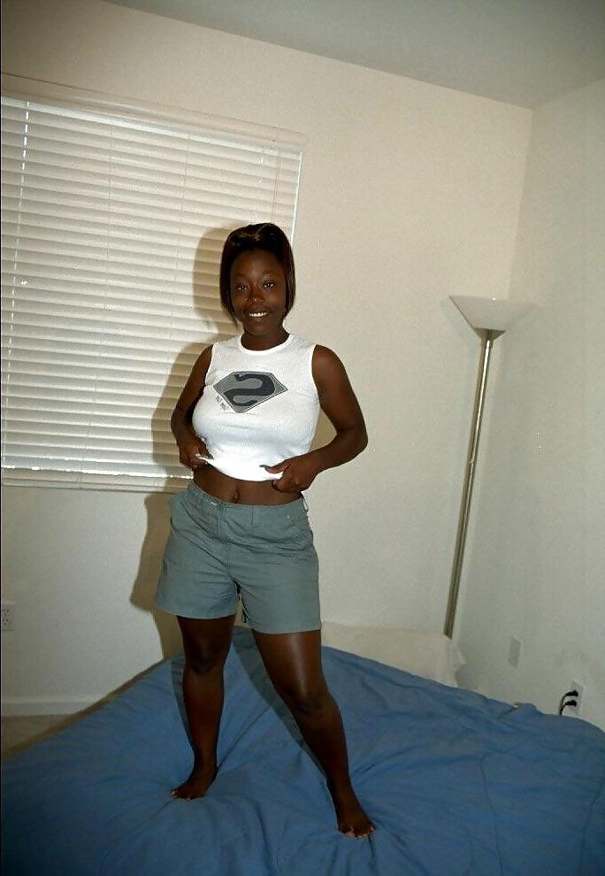 25P Sexy African Milf From The Hood