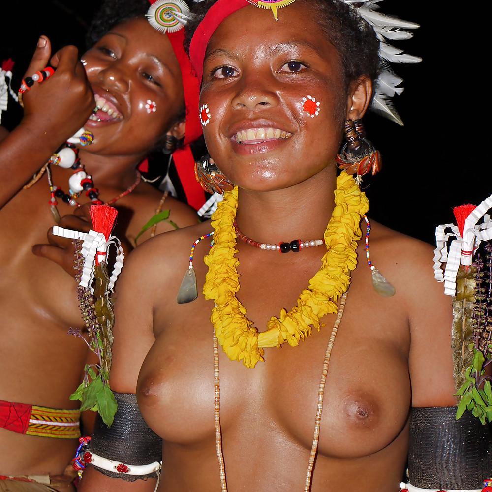 25P African Tribes 01