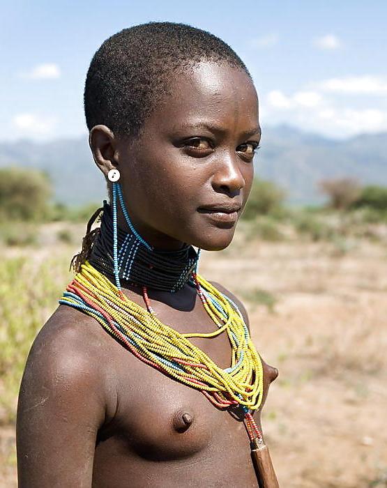 25P African Tribes 01