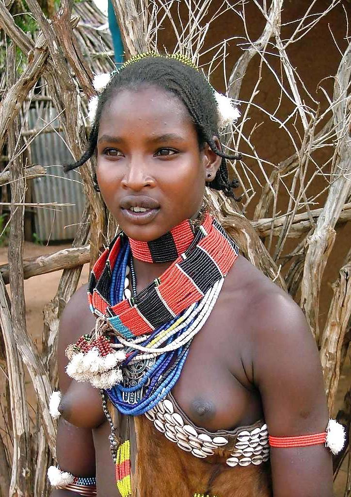 25P African Tribes 01