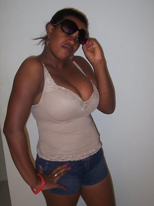 18P Boobs africa 3