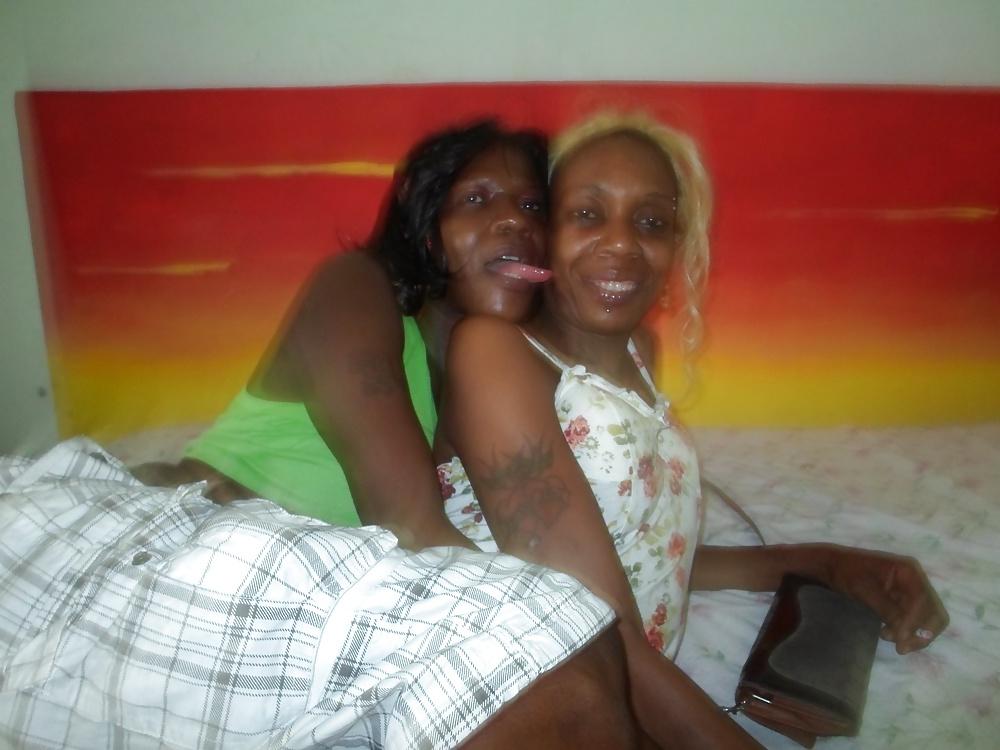 15P Real African Milfs Having A Lesbian Orgy