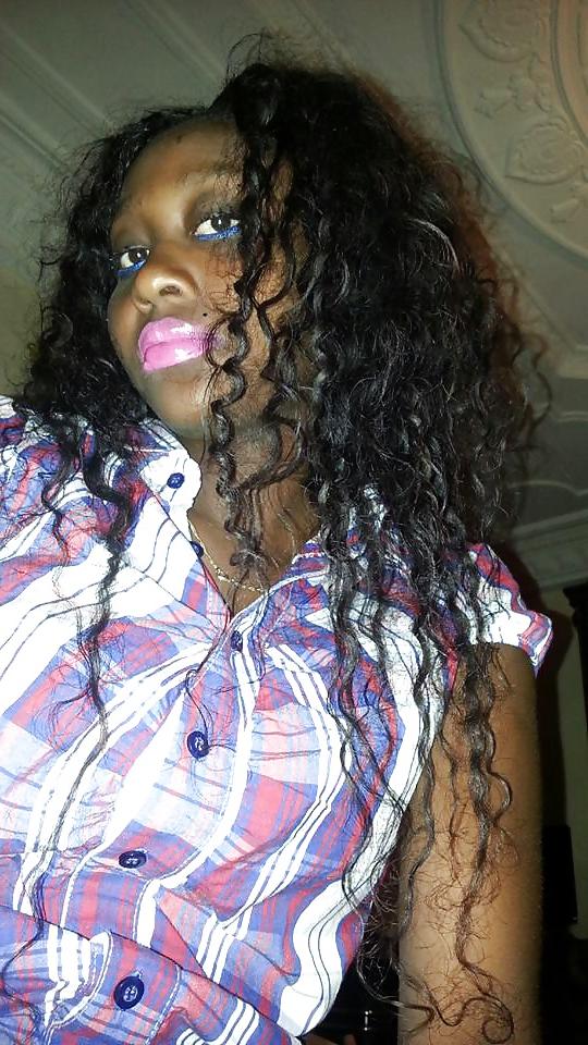 25P Boobs africa atttack..