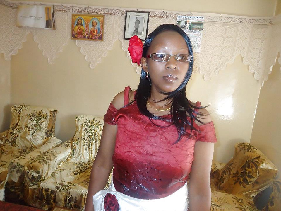 15P HOT AFRICAN AMATEUR FOR ASS FUCKING - NON NUDE