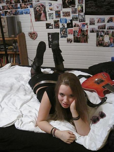 20P Exposed slut: Anneke aged 19
