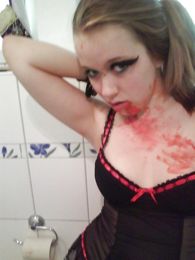 20P Exposed slut: Anneke aged 19