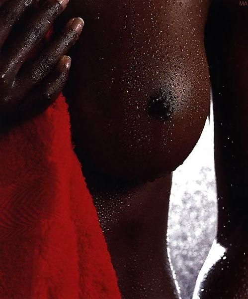 15P Gorgeous African Black Ladies Portraits
