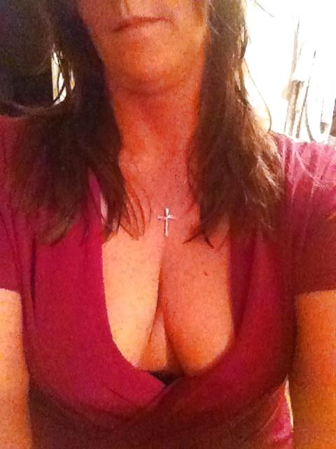 8P Exposed slut: linda aged 43